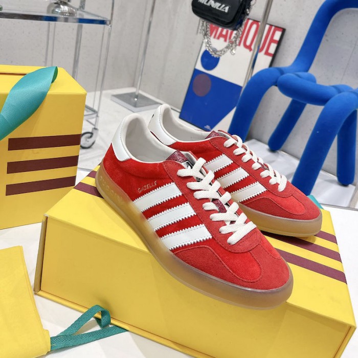 Ad*s x g*u*i gazelle sneaker red