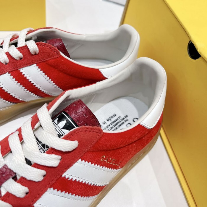 Ad*s x g*u*i gazelle sneaker red