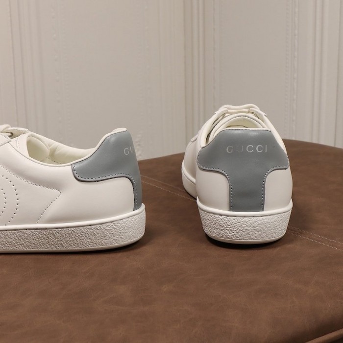 G*u*i ace sneaker with interlocking g 599147 white / grey