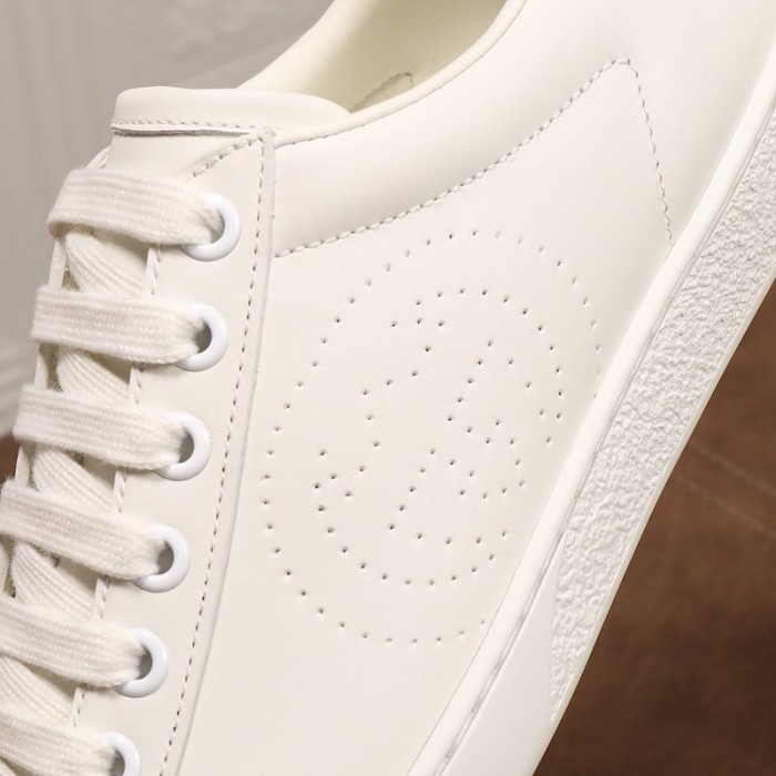 G*u*i ace sneaker with interlocking g ‎599147 white / pink