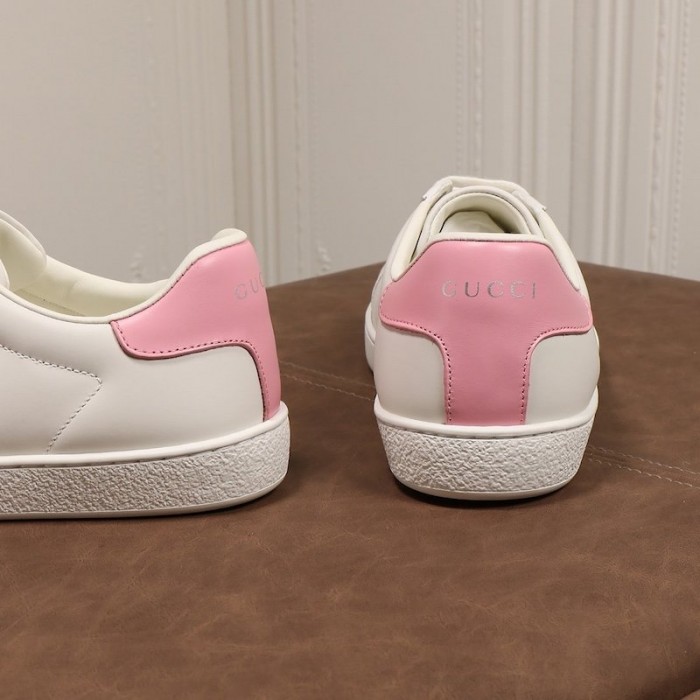 G*u*i ace sneaker with interlocking g ‎599147 white / pink