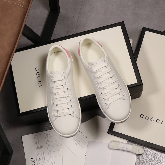 G*u*i ace sneaker with interlocking g ‎599147 white / pink