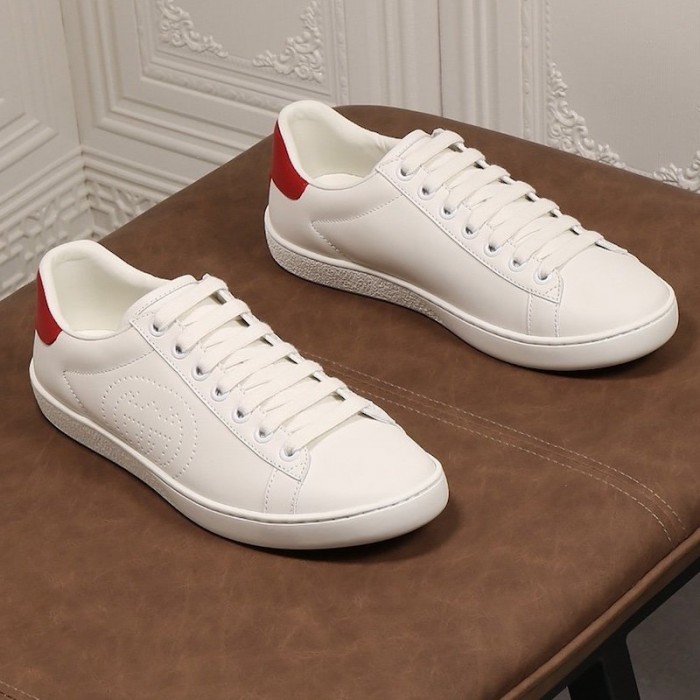 G*u*i ace sneaker with interlocking g ‎599147 white / red