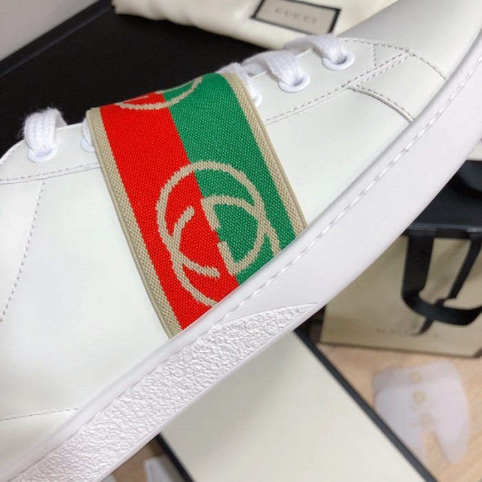G*u*i ace sneaker with interlocking g 644748