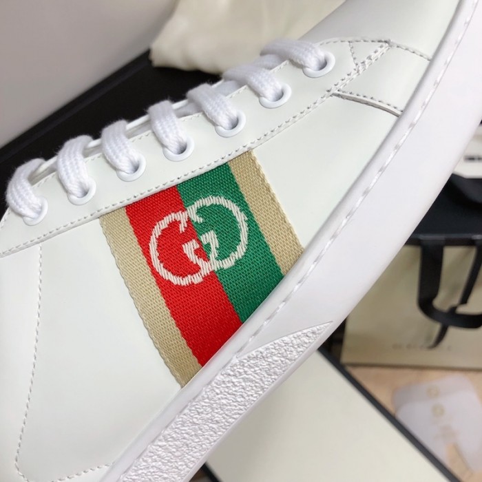 G*u*i ace sneaker with interlocking g 644749