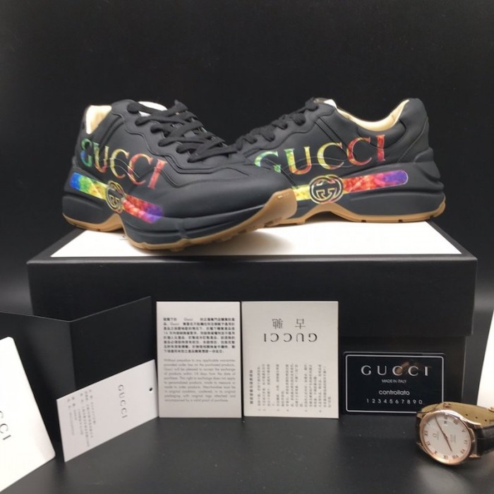 G*u*i rhyton leather sneaker with G*u*i logo