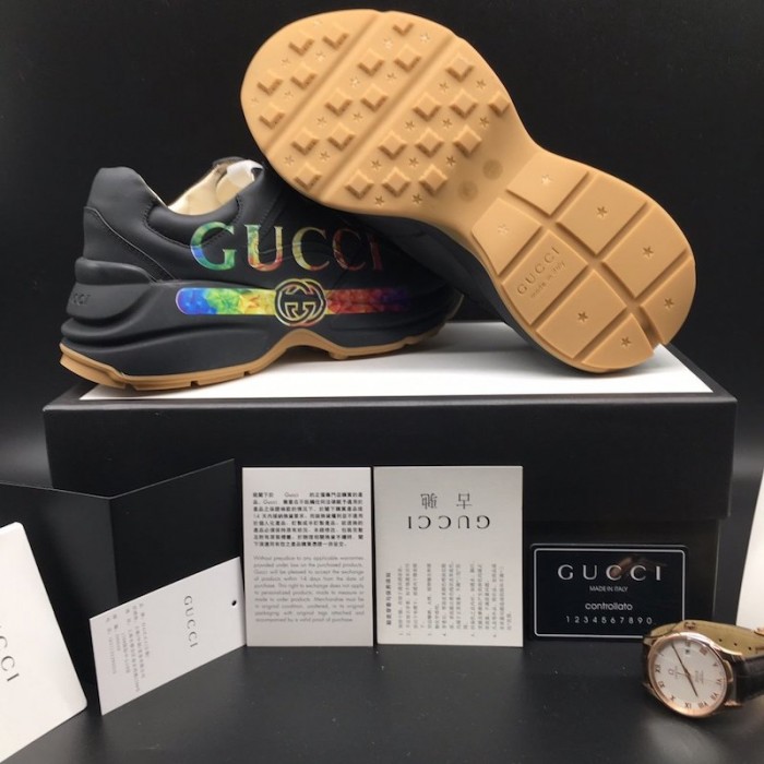 G*u*i rhyton leather sneaker with G*u*i logo