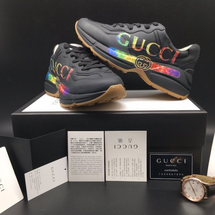 G*u*i rhyton leather sneaker with G*u*i logo