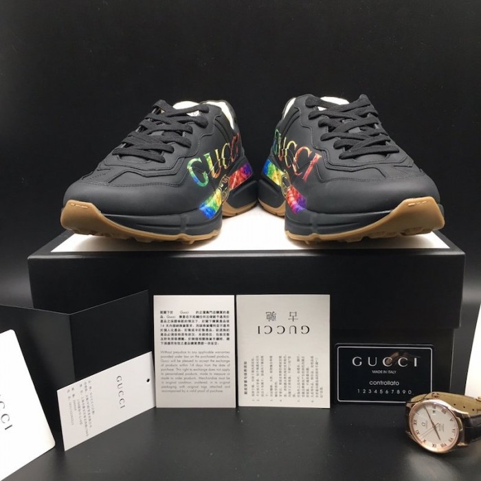 G*u*i rhyton leather sneaker with G*u*i logo