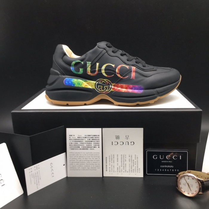 G*u*i rhyton leather sneaker with G*u*i logo