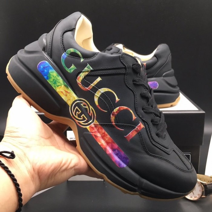 G*u*i rhyton leather sneaker with G*u*i logo