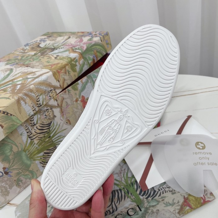 G*u*i tiger ace sneaker white