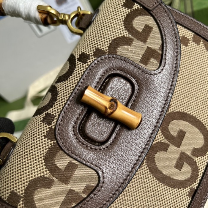G*u*i small jumbo gg bag with bamboo 675797