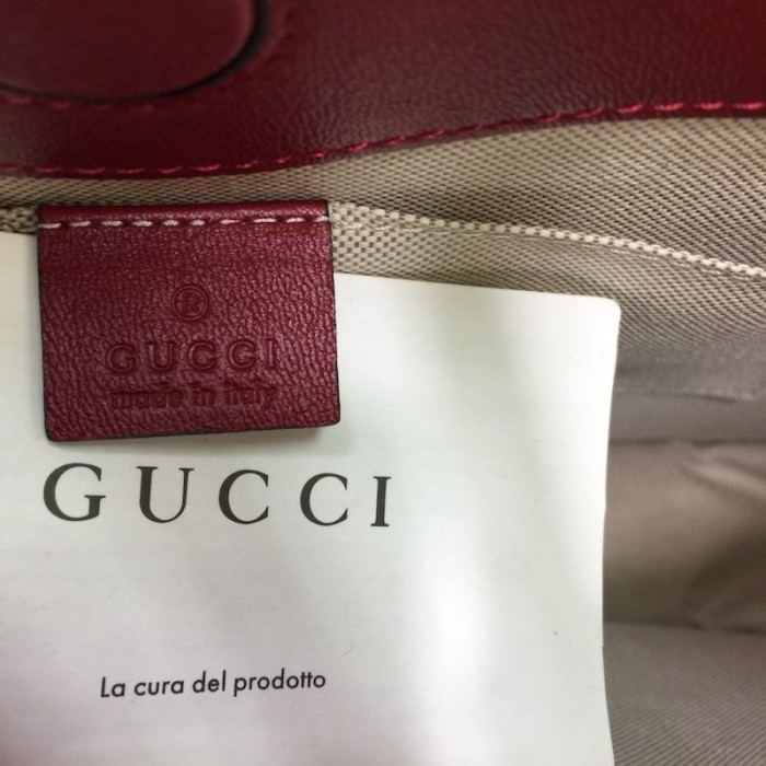 G*u*i 1955 horsebit large tote bag red