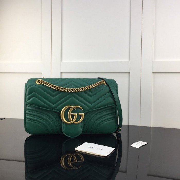 G*u*i gg marmont medium matelassé shoulder bag green