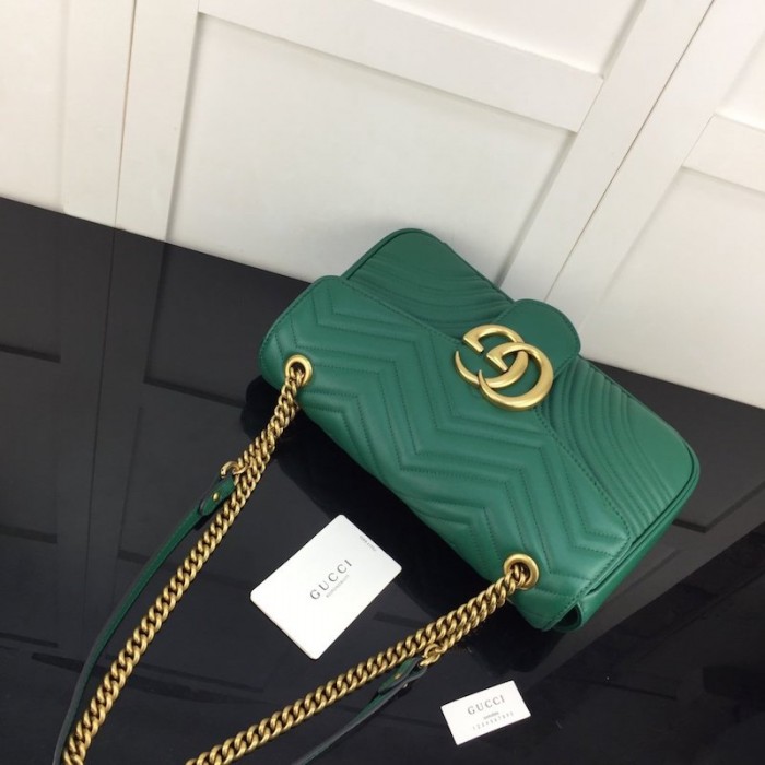 G*u*i gg marmont medium matelassé shoulder bag green