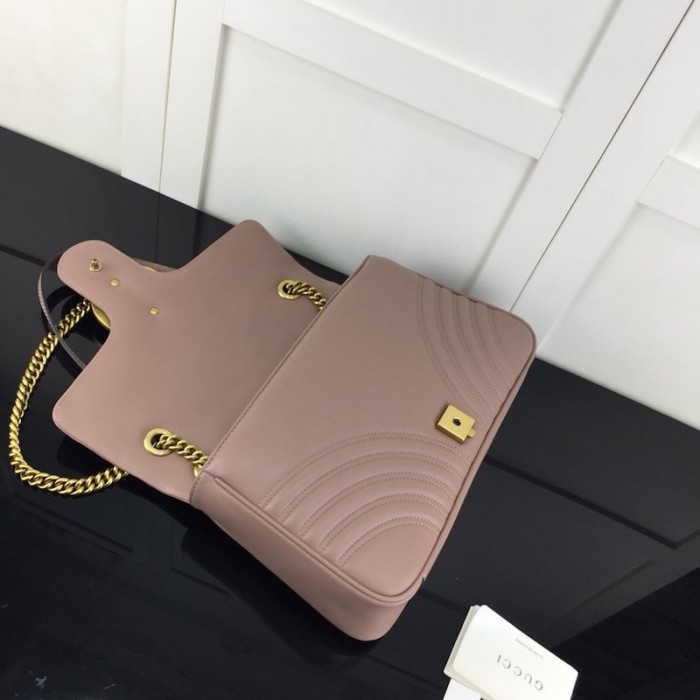 G*u*i gg marmont medium matelassé shoulder bag dusty pink