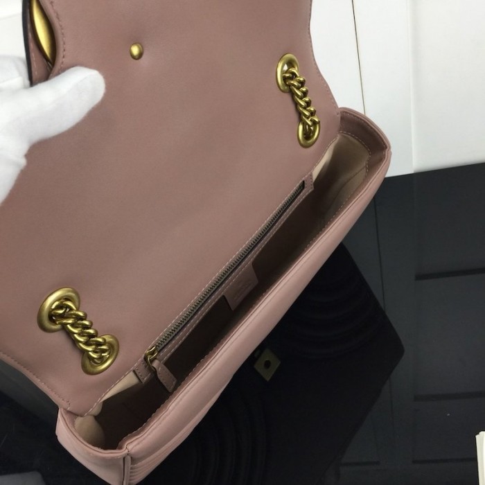 G*u*i gg marmont medium matelassé shoulder bag dusty pink