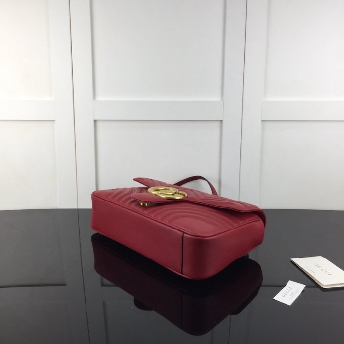 G*u*i gg marmont medium matelassé shoulder bag red