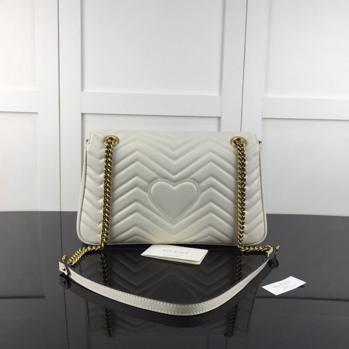 G*u*i gg marmont medium matelassé shoulder bag white