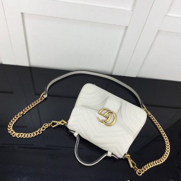 G*u*i gg marmont mini top handle bag white 547260