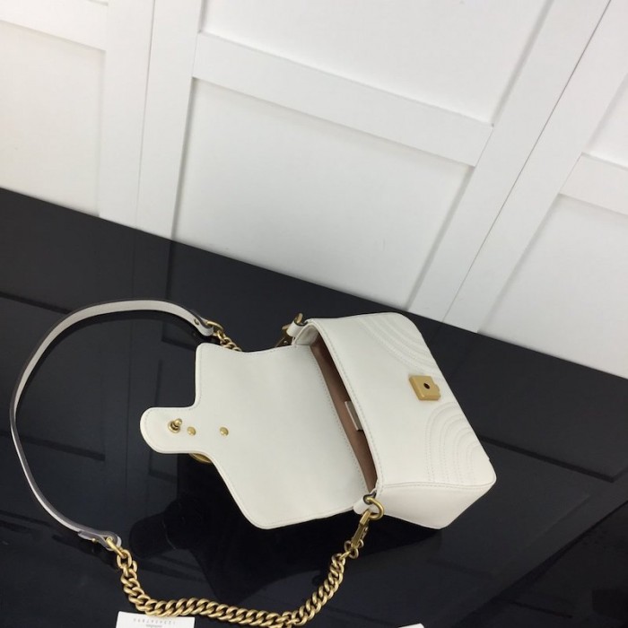 G*u*i gg marmont mini top handle bag white 547260