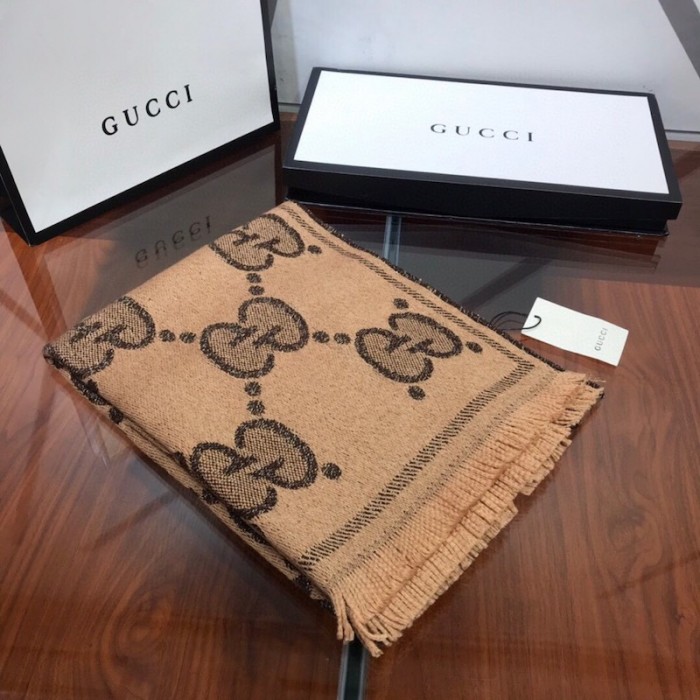 G*u*i jumbo gg jacquard wool silk scarf