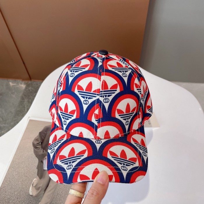 Ad*s x g*u*i trefoil print baseball hat ‎696485