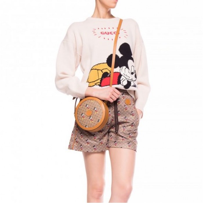disney x G*u*i loose short 609968