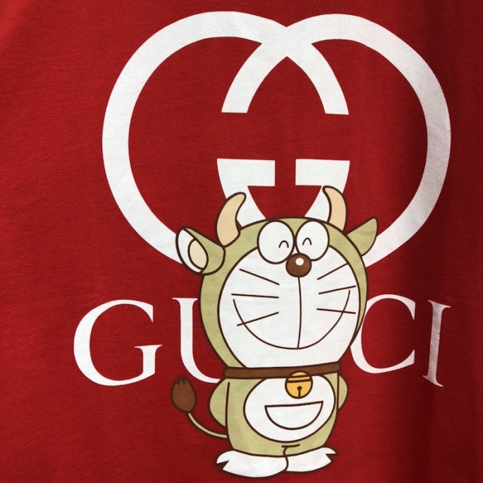 doraemon x G*u*i oversize t-shirt red