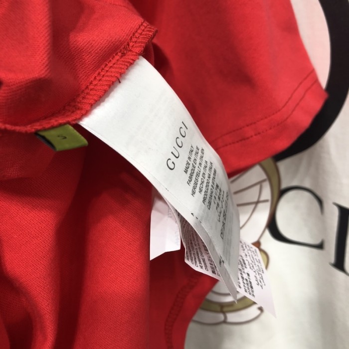 doraemon x G*u*i oversize t-shirt red