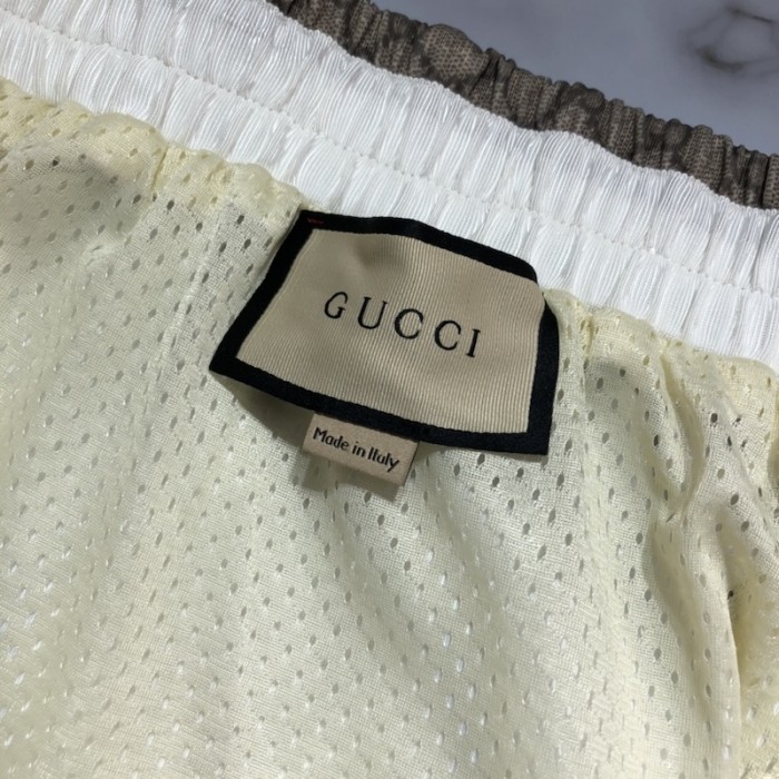 G*u*i gg rombus print neoprene shorts