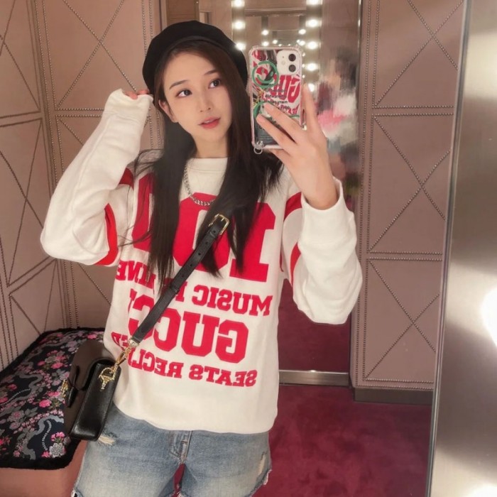 G*u*i 100 cotton sweatshirt white