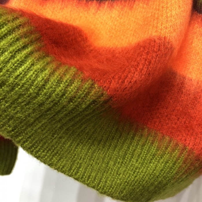 G*u*i 100 wool sweater multicolor