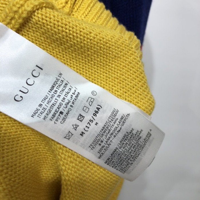 G*u*i 100 wool sweater yellow