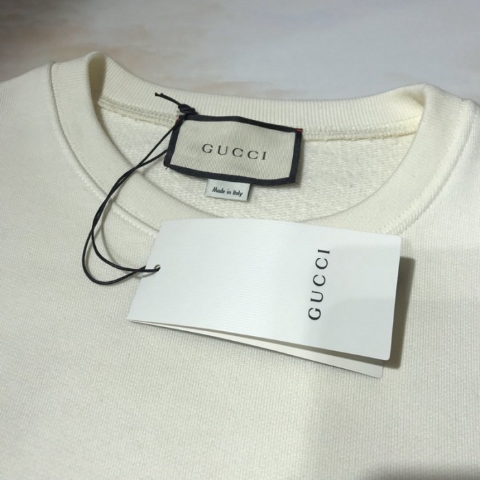 G*u*i oversize sweatershirt with classic G*u*i logo white