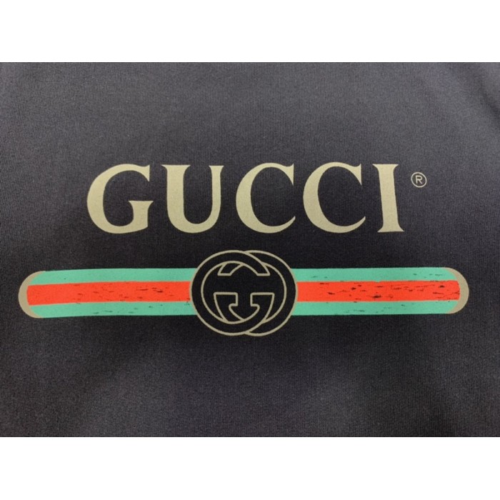 G*u*i oversize sweatershirt with classic G*u*i logo black