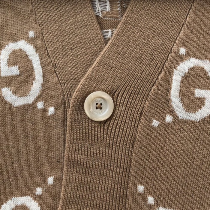 G*u*i gg wool cardigan beige