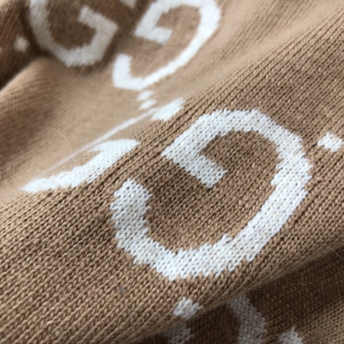 G*u*i gg wool cardigan beige