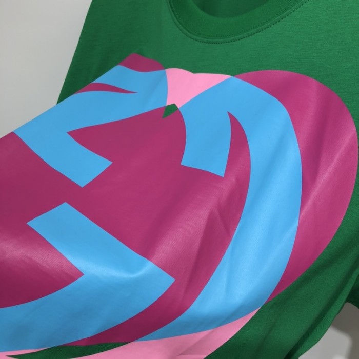 G*u*i interlocking g heart t-shirt green