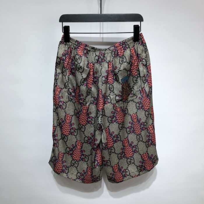 G*u*i pineapple gg print shorts ‎677067