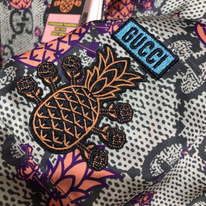 G*u*i pineapple gg print shorts ‎677067