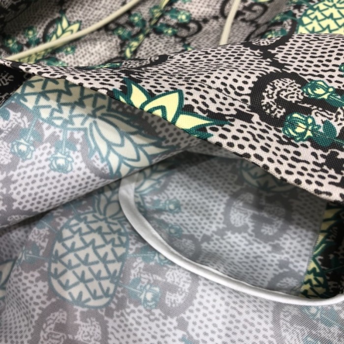 G*u*i pineapple gg print short 683021