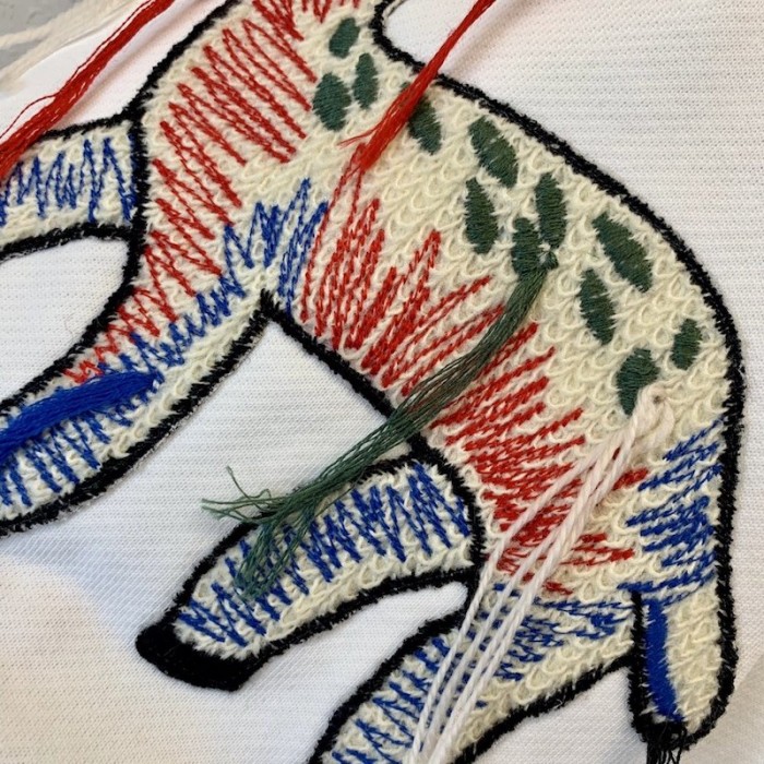 G*u*i fawn patch sweatershirt white