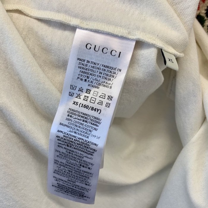 G*u*i t-shirt with fawn patch white