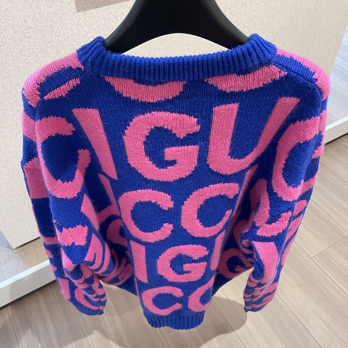 G*u*i wool jumper with G*u*i intarsia blue and pink ‎763672