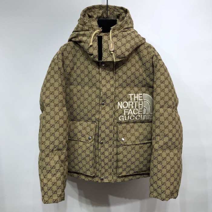 G*u*i x the north face print jacket beige