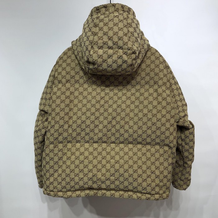 G*u*i x the north face print jacket beige