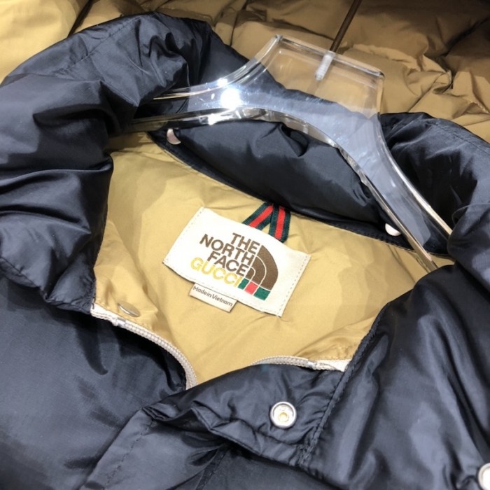 G*u*i x the north face coat jacket black