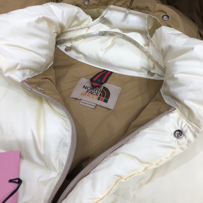 G*u*i x the north face coat jacket white